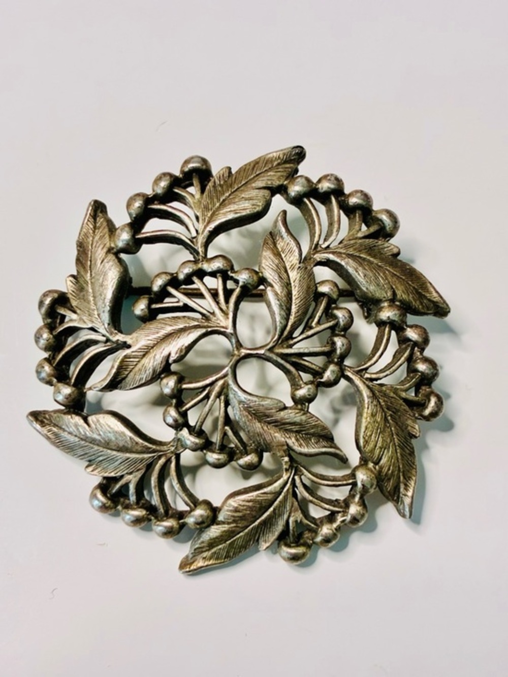 Art Nouveau Inspired Silver Tone Floral Leaf Brooch EUC Elevated Everyday Casual